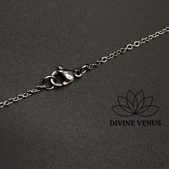 Pineapple Necklace 🍍 Stainless Steel - Picture 6 of 6